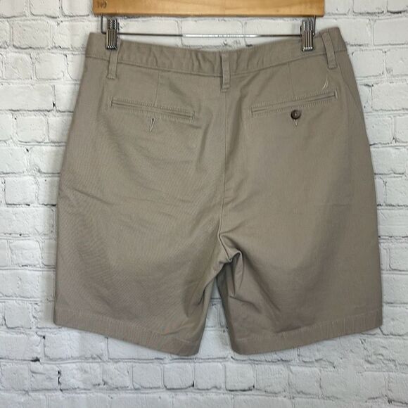 Nautica Mens Deck Short Classic Fit Stretch Size  32 - Picture 2 of 7